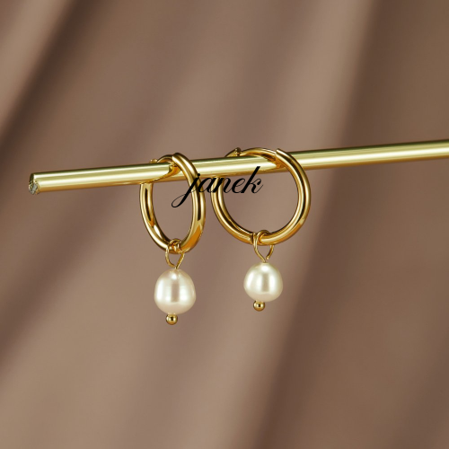 Freshwater Pearl Bella Hoop Earrings