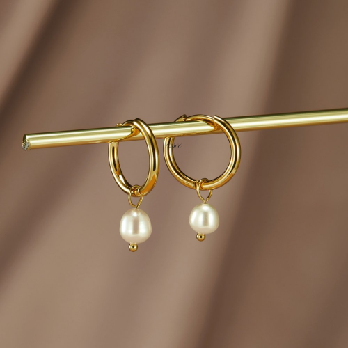 Freshwater Pearl Bella Hoop Earrings