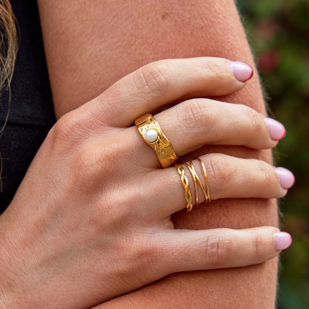 Malia Chunky Gold Pearl Ring