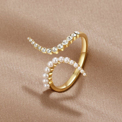 Arya Crystal & Pearl Ring - Beautiful Earth Boutique