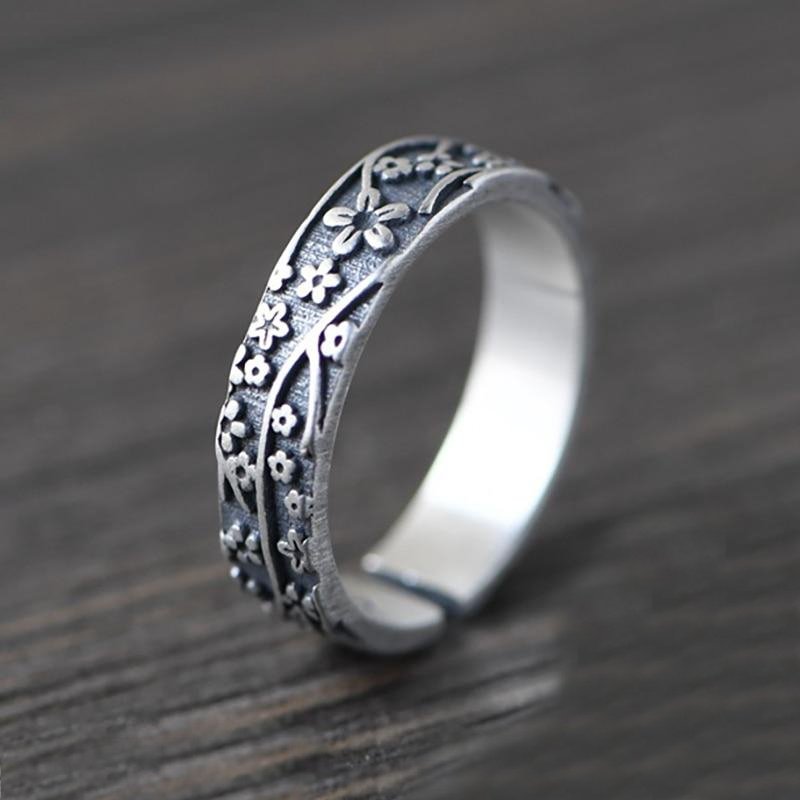 Balmora Silver Flower Ring - Beautiful Earth Boutique