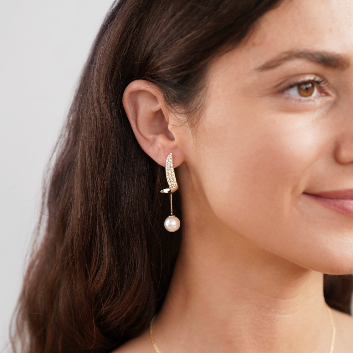 Crystal Erin Pearl Drop Earrings - Beautiful Earth Boutique