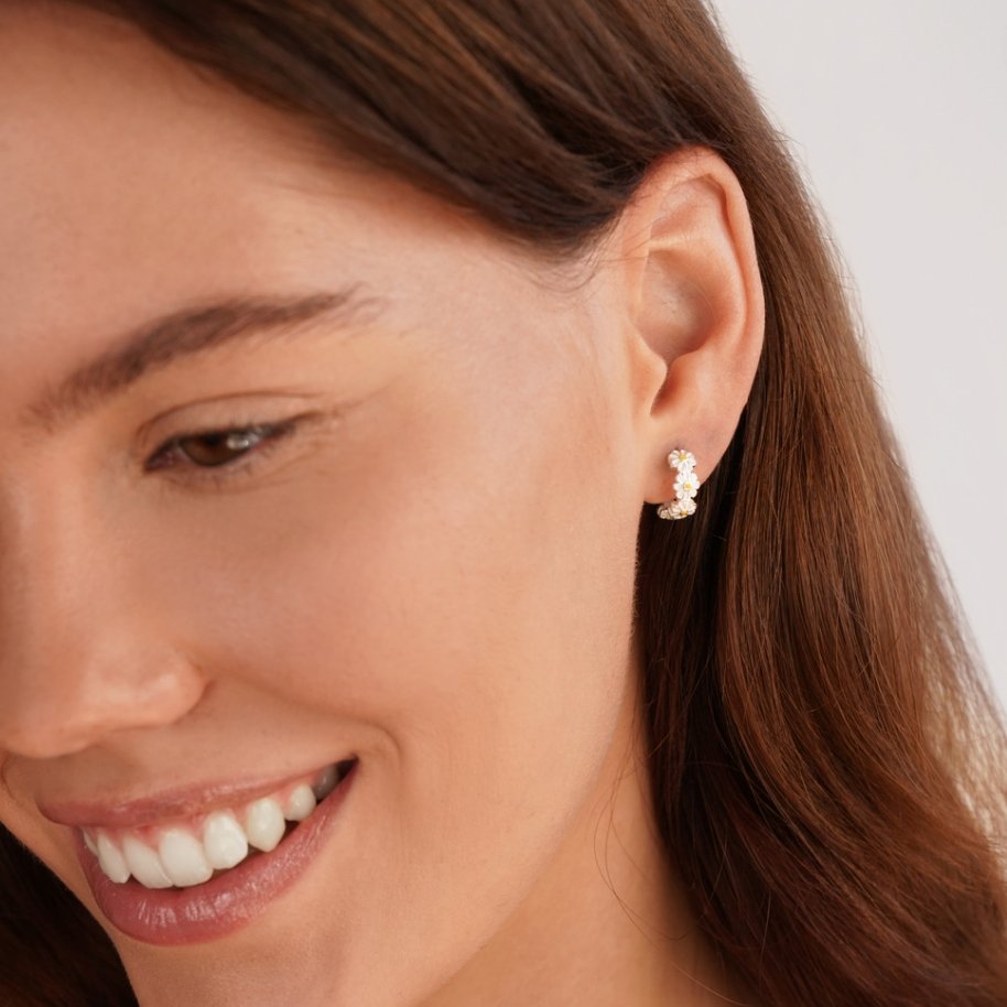 Daisy Flower Silver Hoop Earrings - Beautiful Earth Boutique