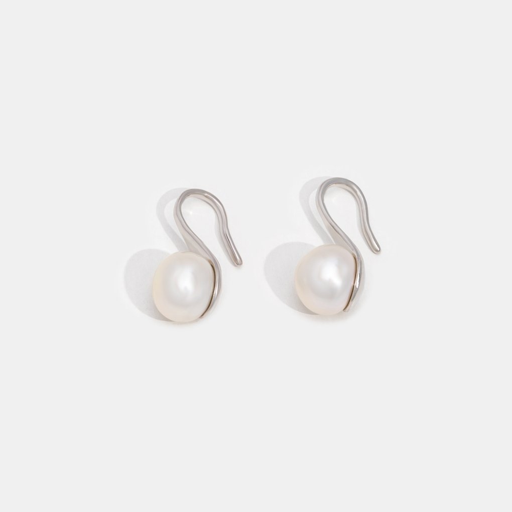 Danaya Pearl Drop Silver Earrings - Beautiful Earth Boutique