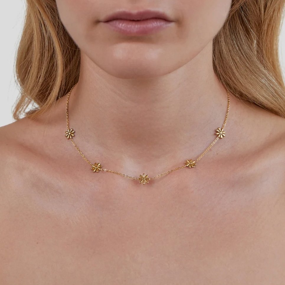 Flower Power 18K Gold Necklace - Beautiful Earth Boutique