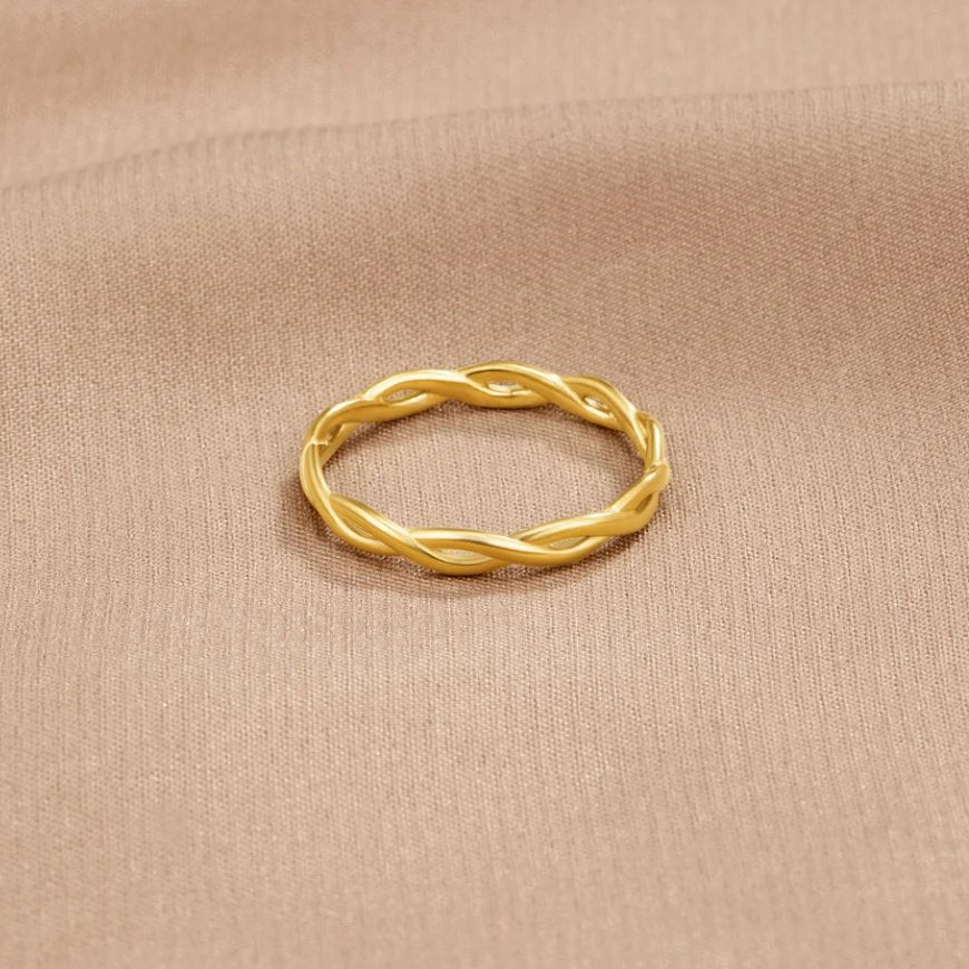 Infinity 18K Gold Twist Ring - Beautiful Earth Boutique