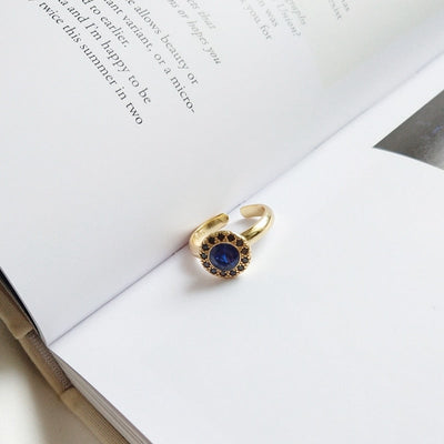 Luxury Gold Sapphire Ring