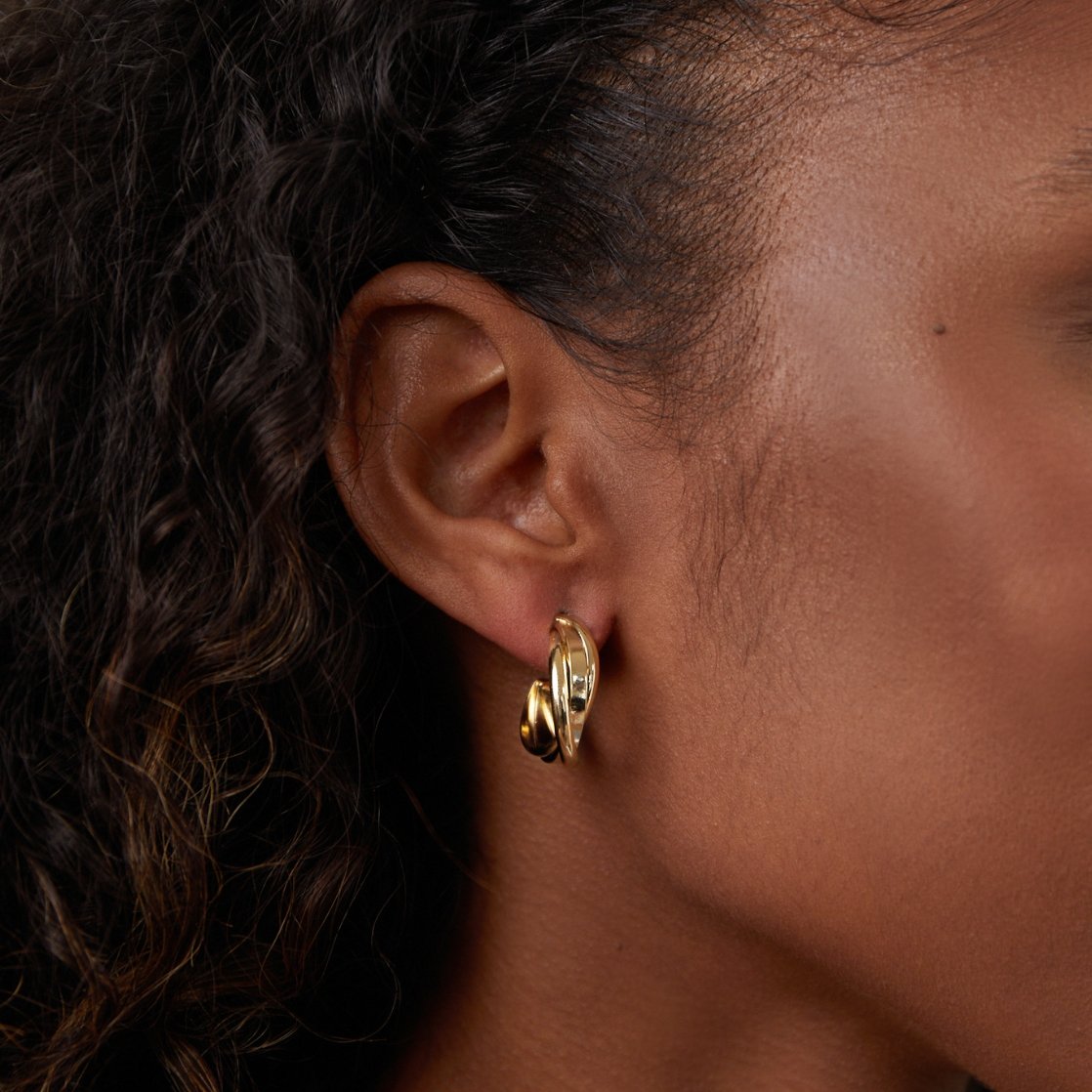 Milan Gold Twist Hoop Earrings - Beautiful Earth Boutique