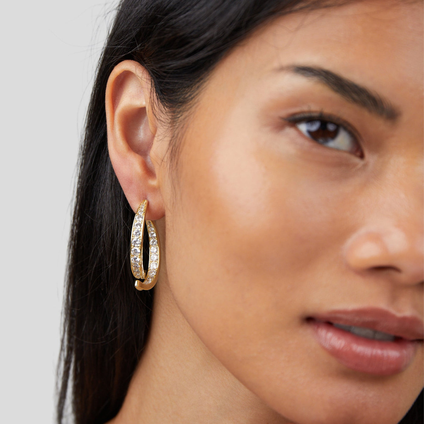 Neesa Gold Crystal Drop Earrings - Beautiful Earth Boutique