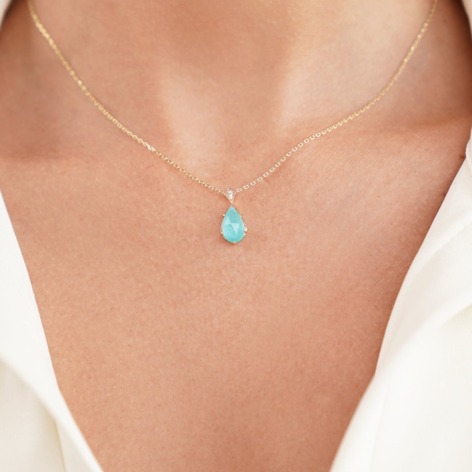 Ocean Blue Amazonite Crystal Necklace - Beautiful Earth Boutique