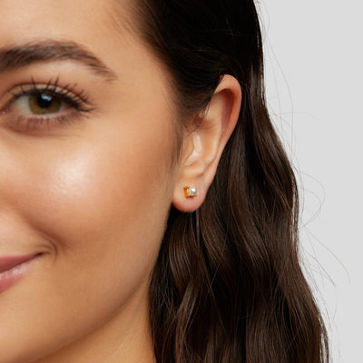 Sofia Pearl Stud Earrings - Beautiful Earth Boutique