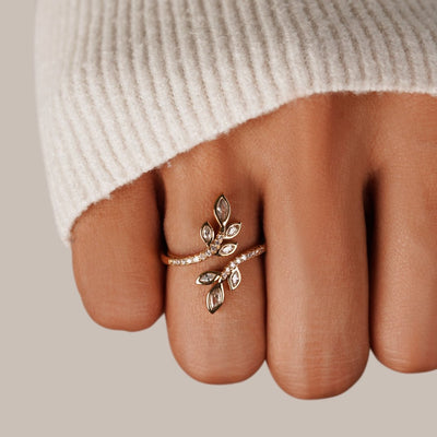 White Crystal Vine Ring - Beautiful Earth Boutique